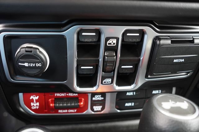 Certified 2025 Jeep Wrangler Unlimited Rubicon 4xe w/ Safety Group image 27