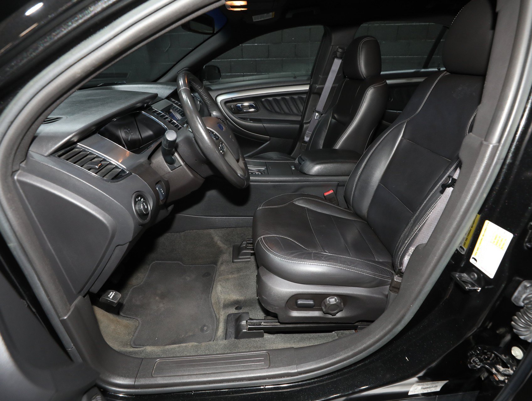 Used 2013 Ford Taurus SEL FWD image 45