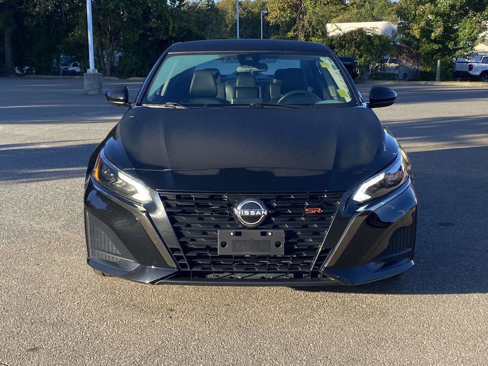 Used 2024 Nissan Altima 2.5 SR FWD image 2