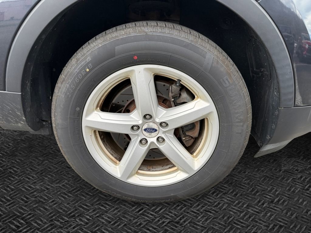 Used 2017 Ford Explorer XLT w/ Equipment Group 202A image 11