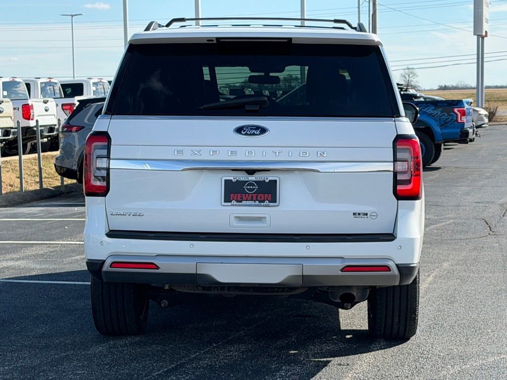 Used 2024 Ford Expedition Limited image 6