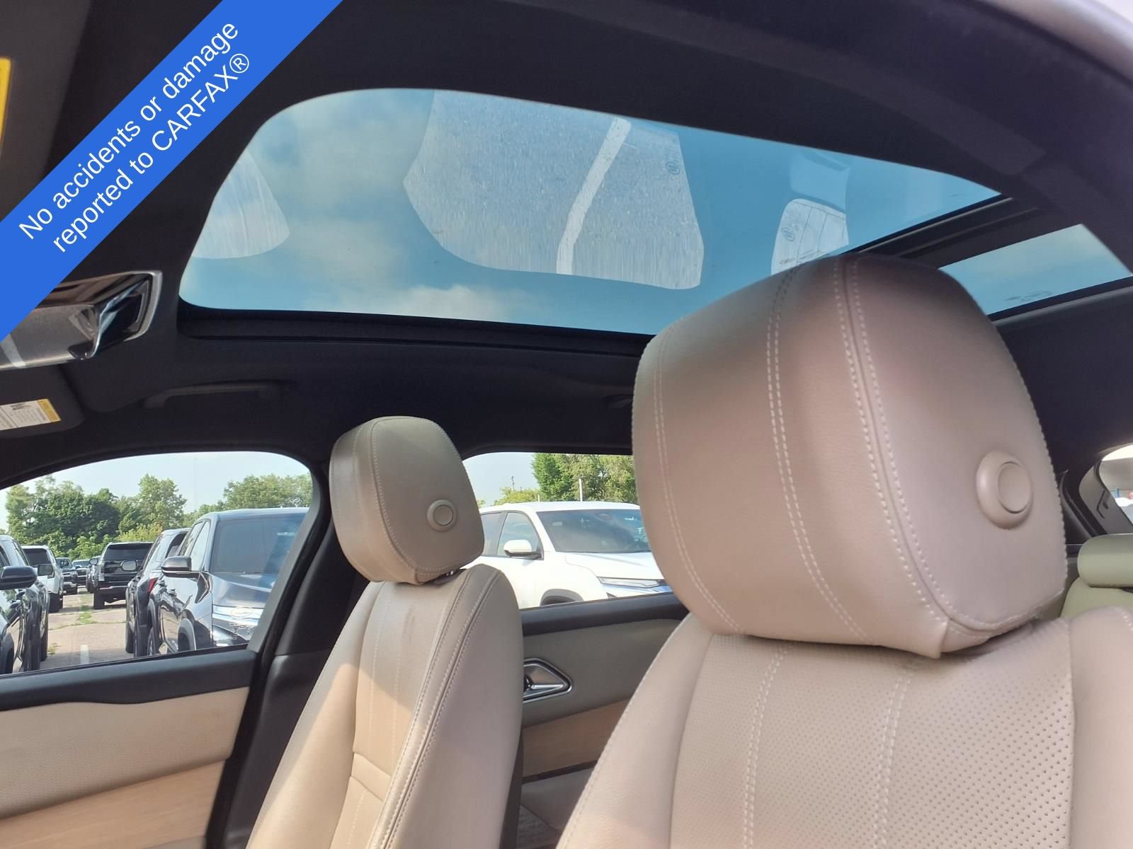 Used 2018 Land Rover Range Rover Velar R-Dynamic SE AWD/4WD image 20
