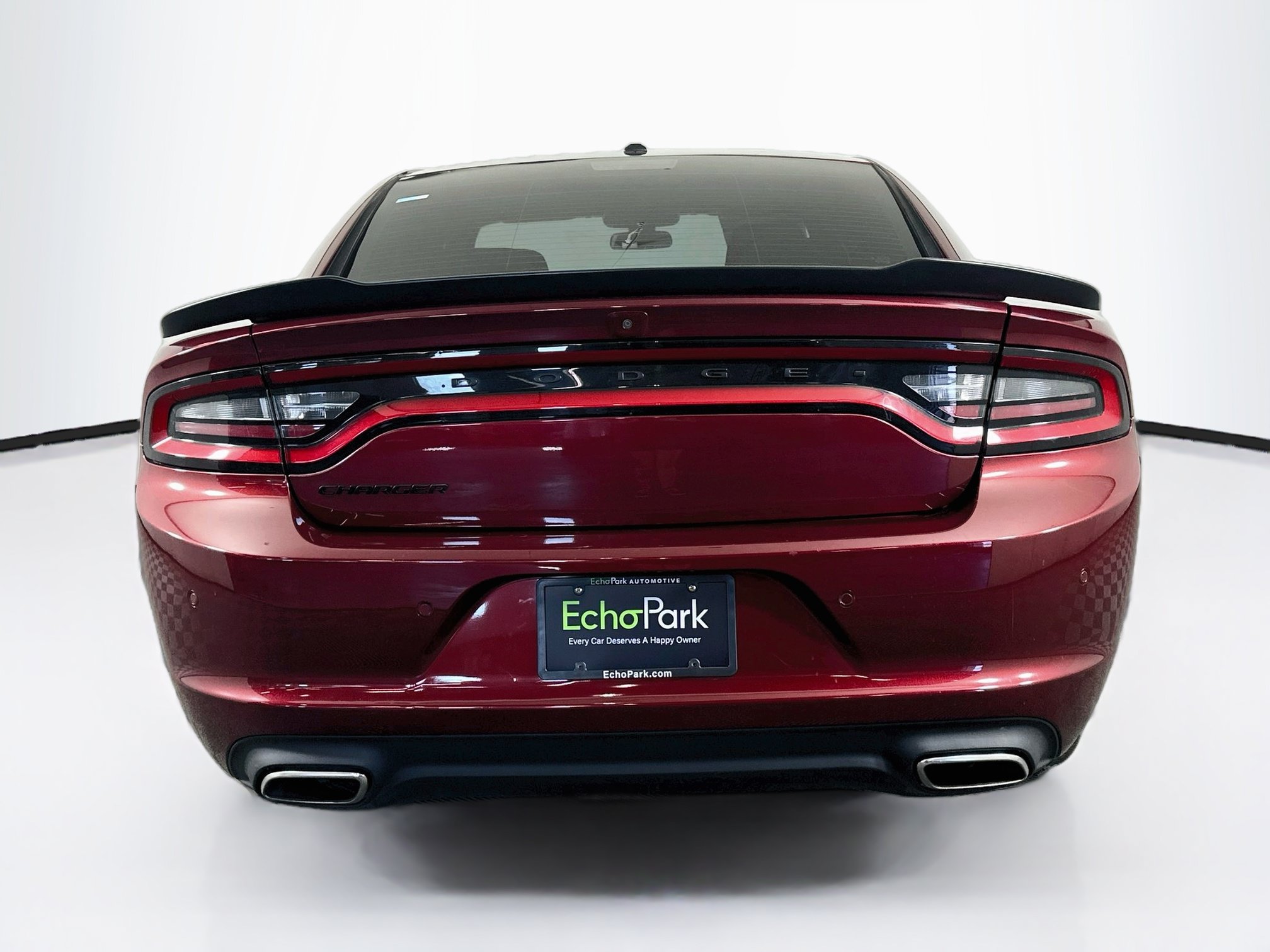 Used 2022 Dodge Charger SXT w/ Blacktop Package RWD image 7
