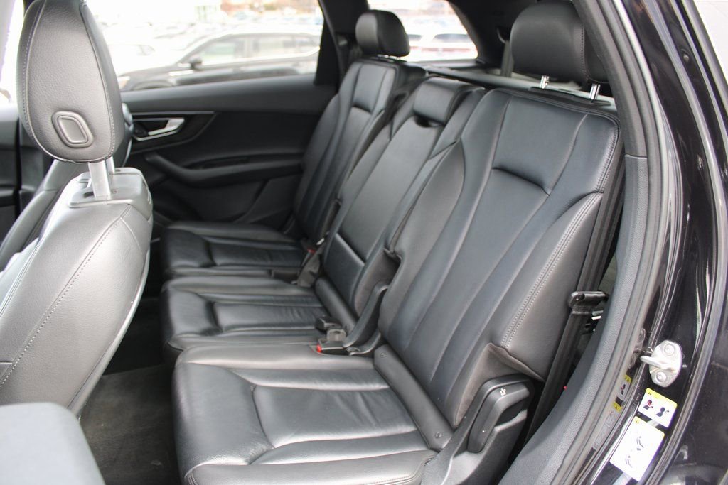 Used 2019 Audi Q7 3.0T Premium Plus w/ Premium Plus Package image 24