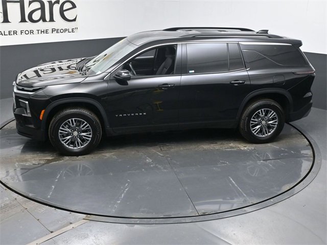 Used 2025 Chevrolet Traverse LT image 59