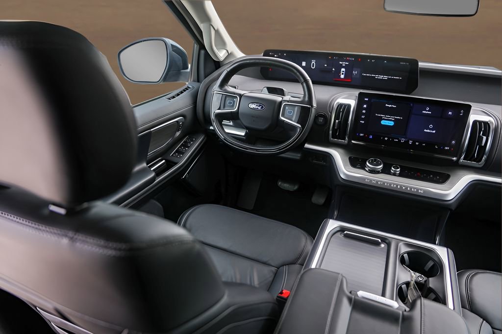 Used 2025 Ford Expedition Max Platinum AWD/4WD image 24