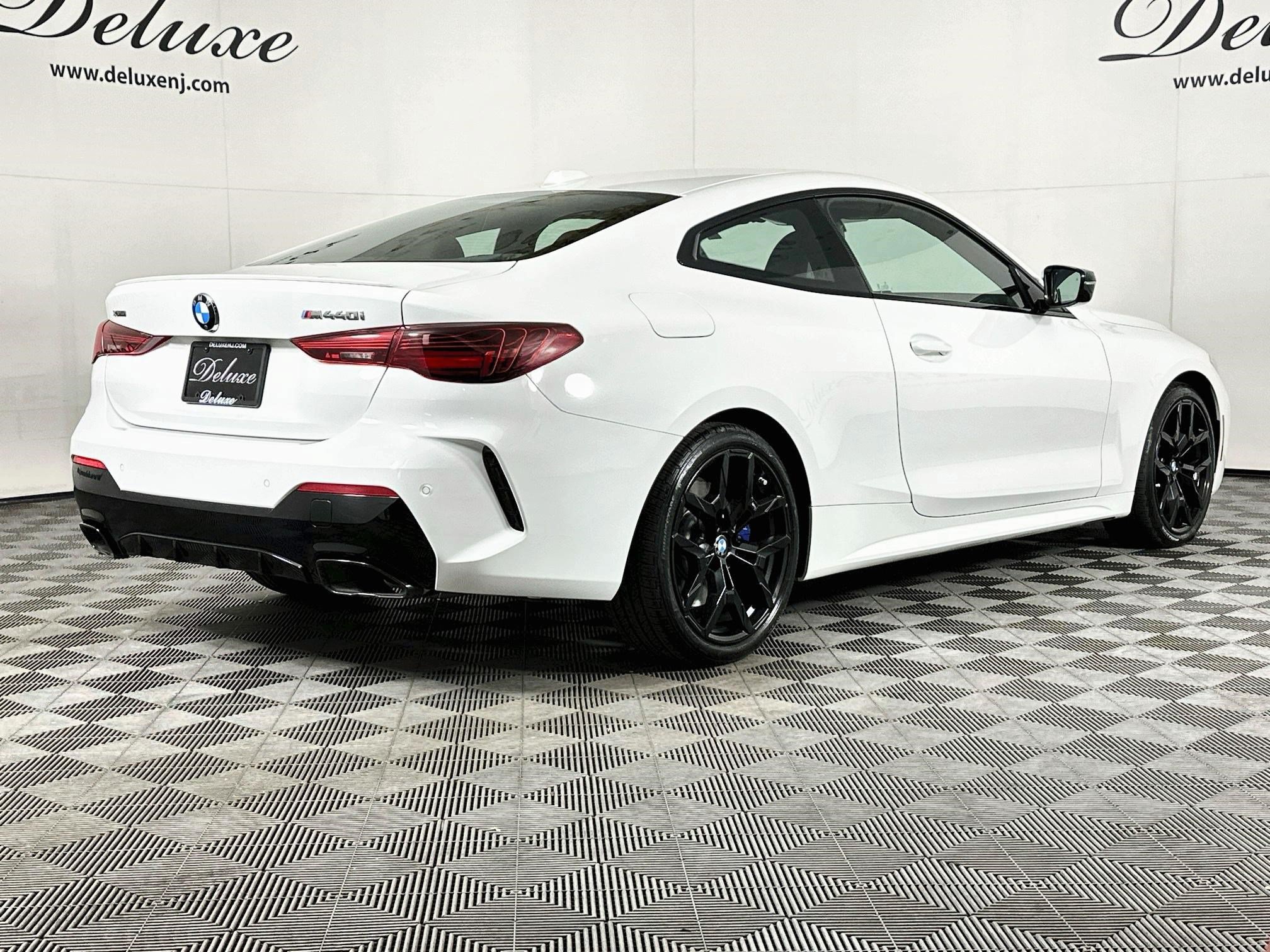 Used 2025 BMW 440i xDrive Coupe w/ Premium Package AWD/4WD image 6