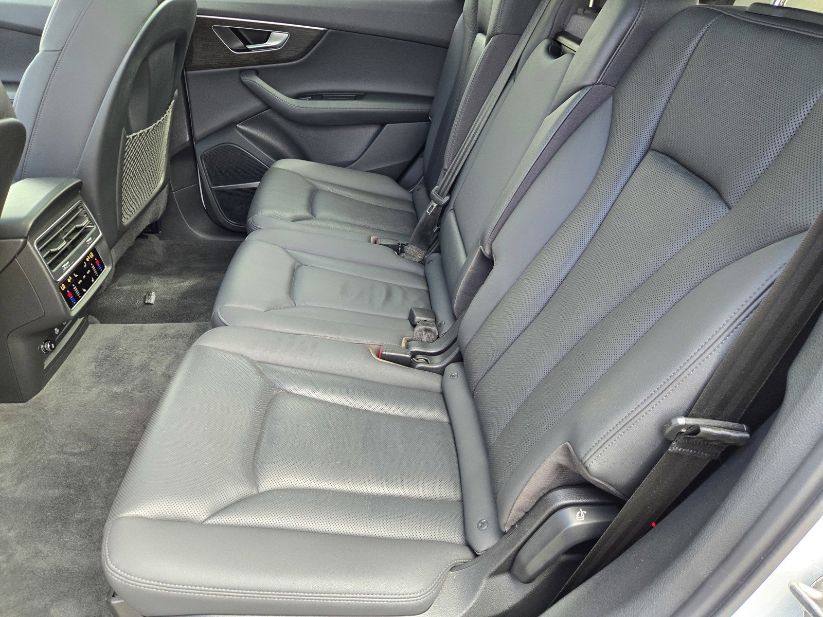 Used 2022 Audi Q7 3.0T Premium Plus AWD/4WD image 12