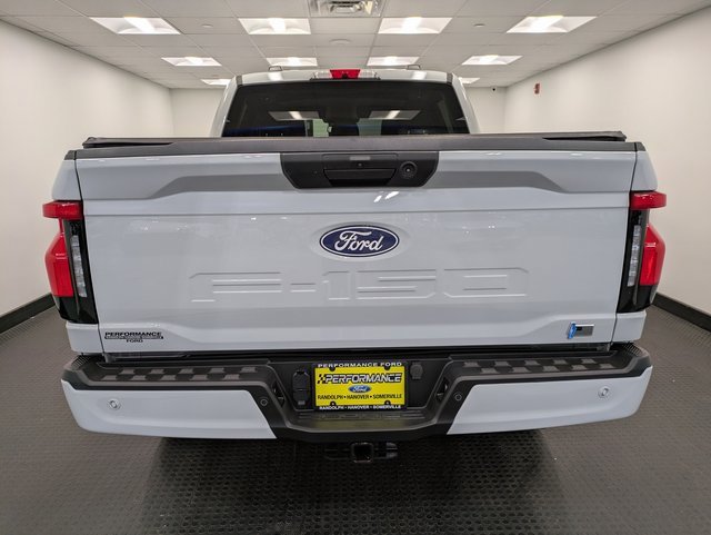 Used 2024 Ford F150 Lightning XLT image 5