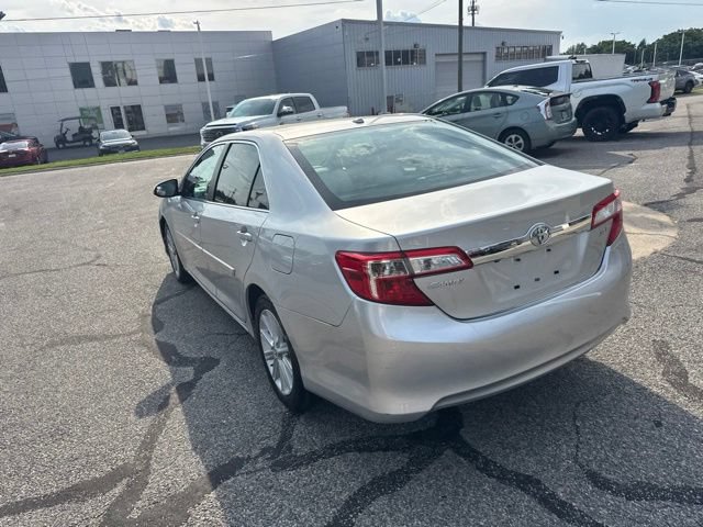 Used 2013 Toyota Camry XLE w/ Leather Pkg FWD image 9