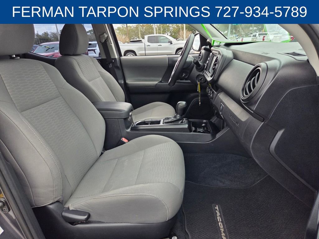 Used 2017 Toyota Tacoma SR image 18