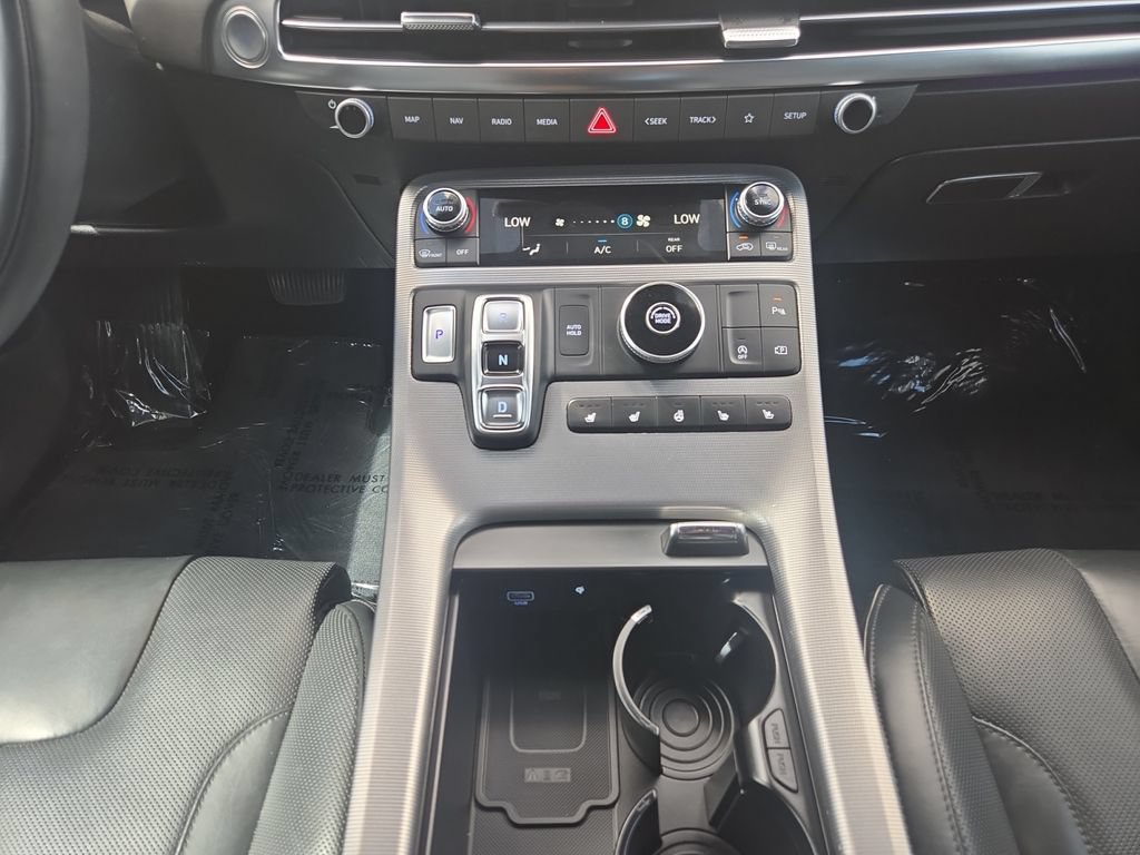 Used 2024 Hyundai Palisade Calligraphy FWD image 12
