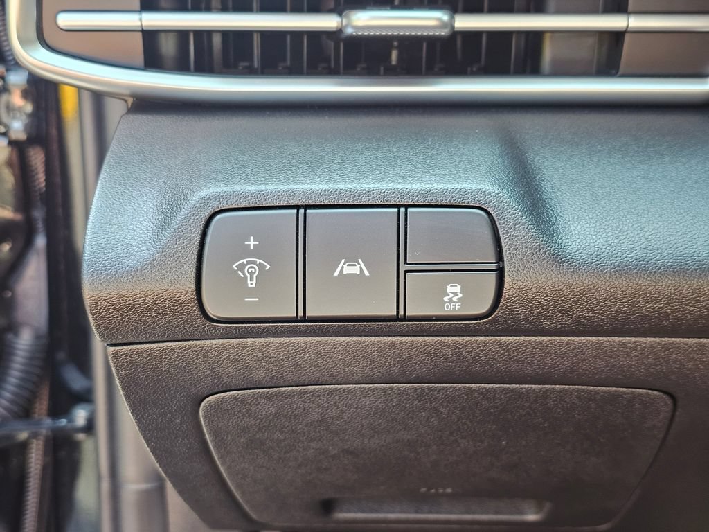 Used 2023 Hyundai Elantra SEL FWD image 23