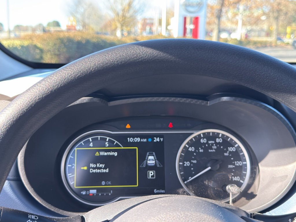 New 2025 Nissan Versa SV w/ Trunk Package image 20