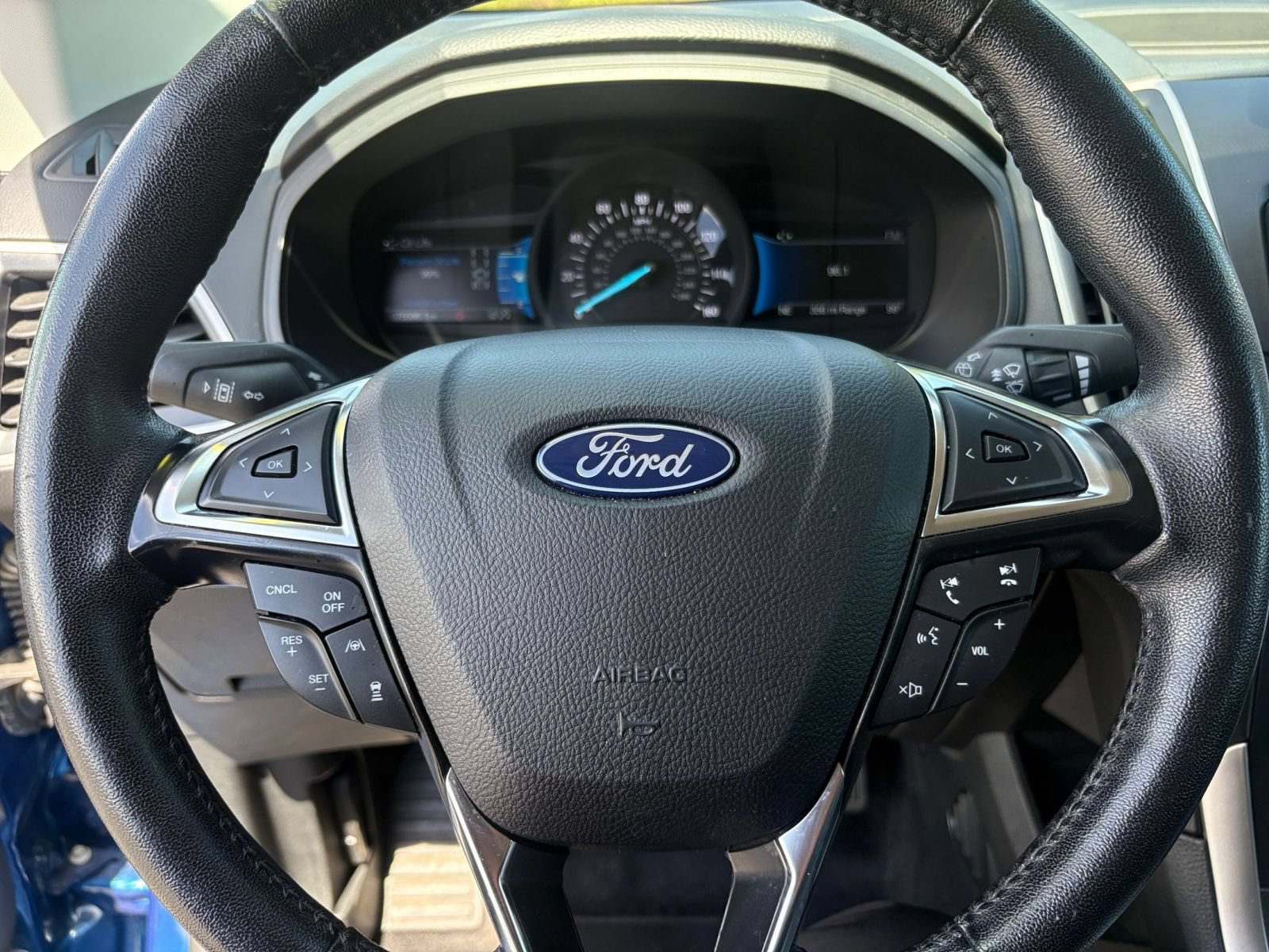 Used 2024 Ford Edge SEL AWD/4WD image 29