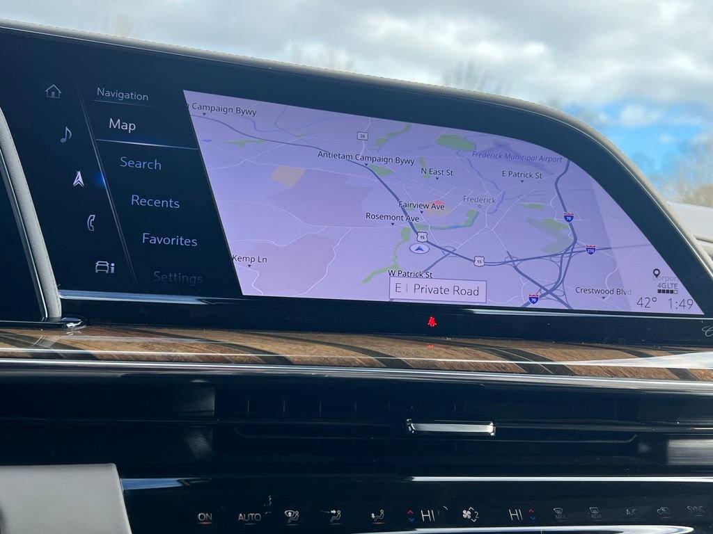 Used 2022 Cadillac Escalade Premium Luxury Platinum image 33