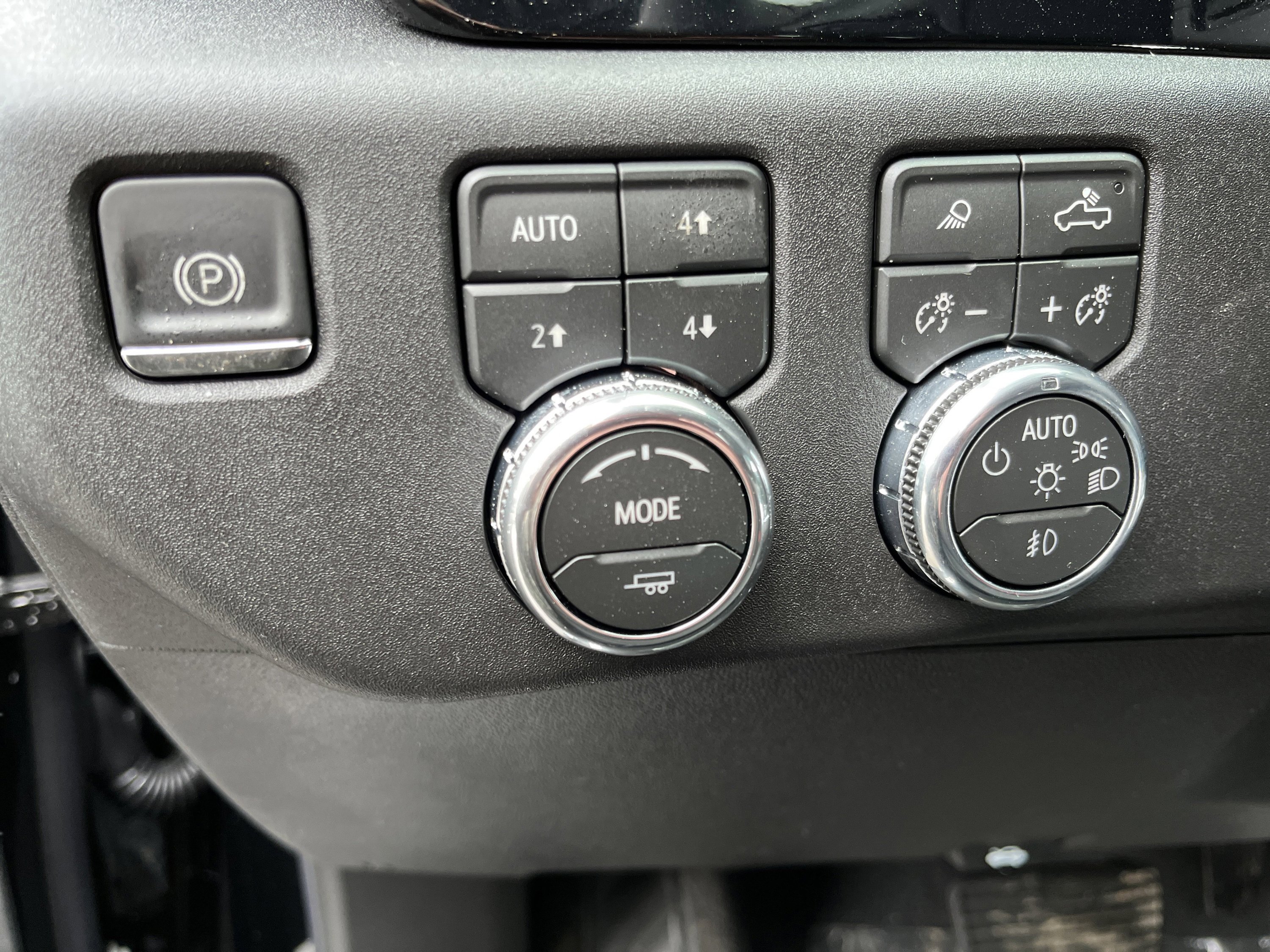 New 2026 GMC Sierra 2500 SLT w/ SLT Premium Package image 33