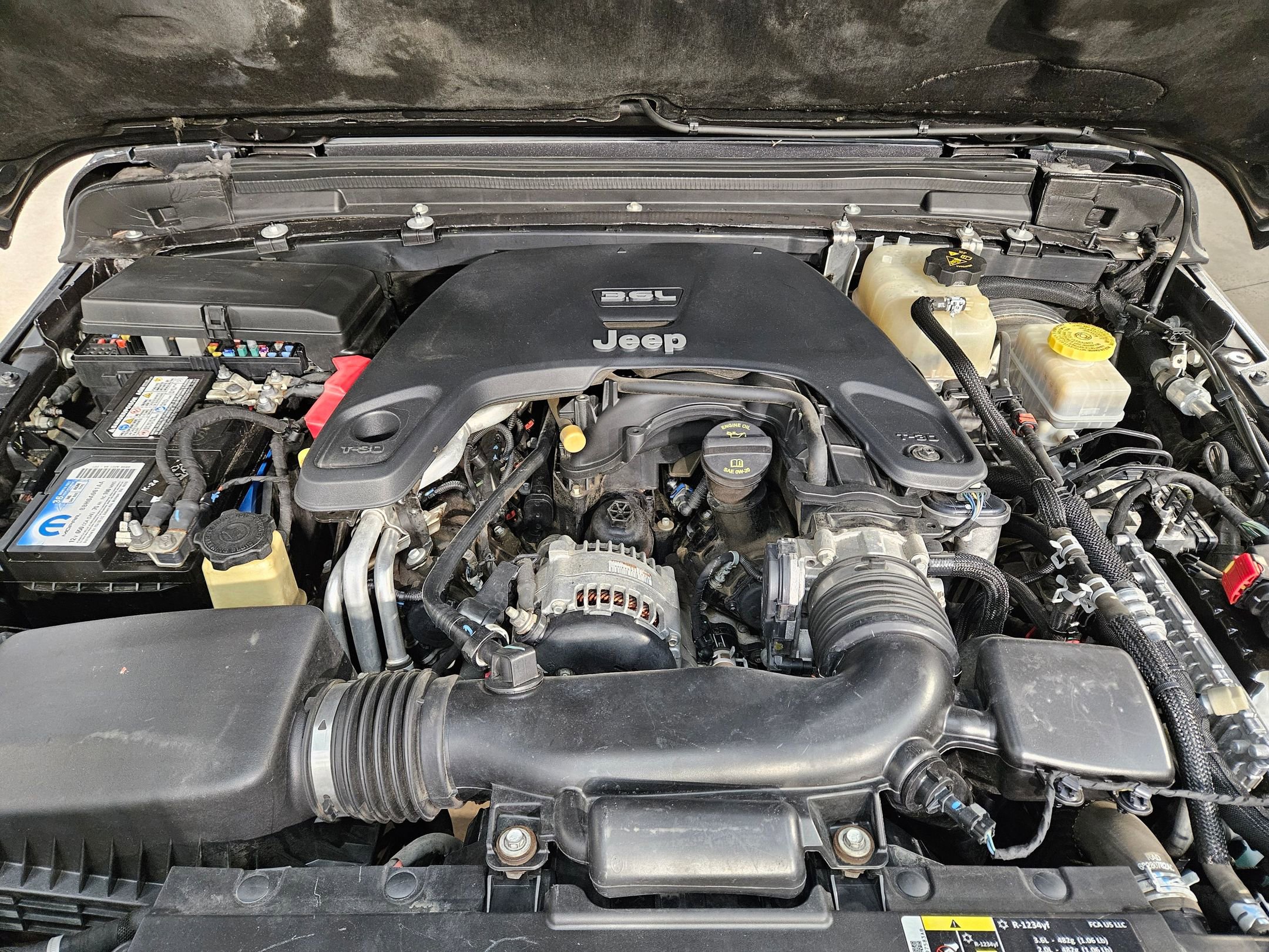 Used 2018 Jeep Wrangler Unlimited Rubicon image 19