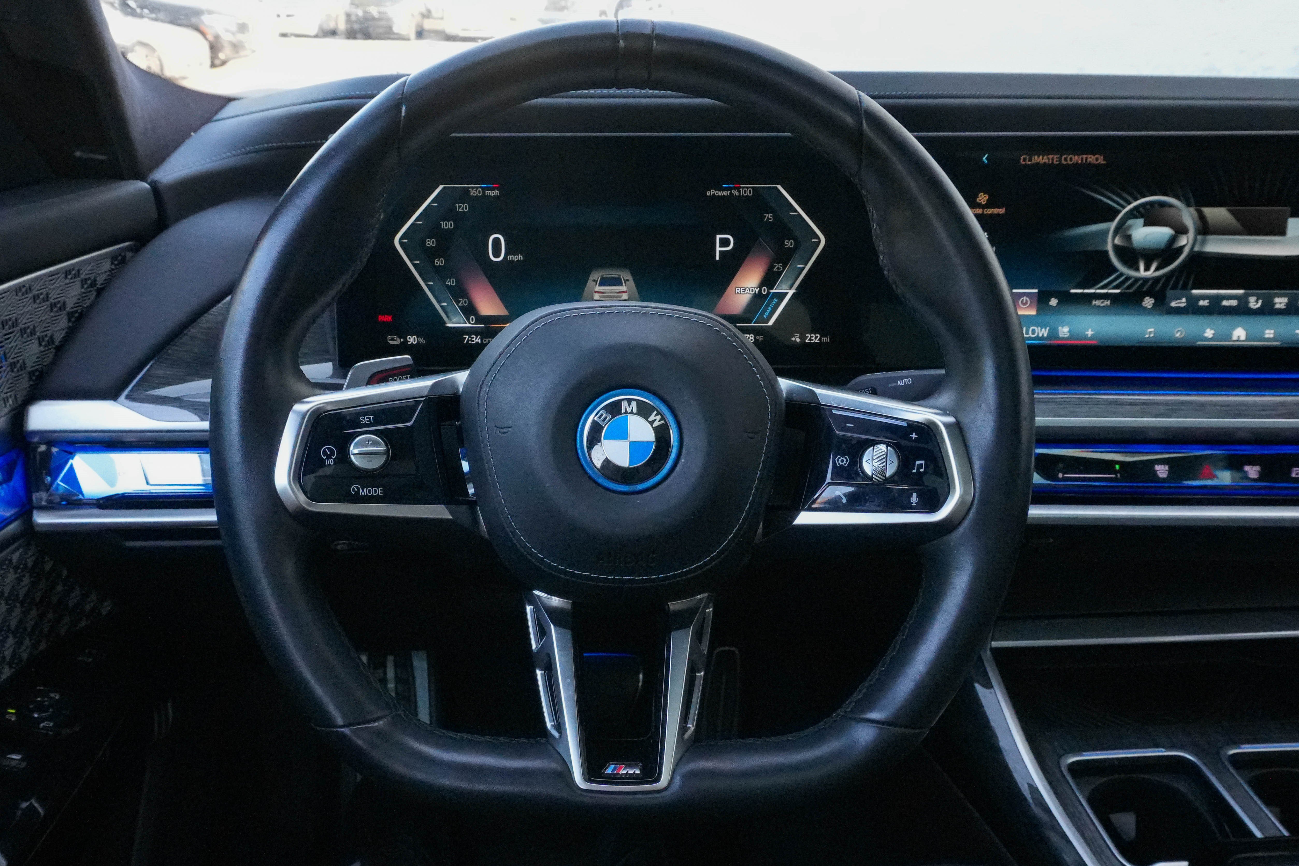 Certified 2023 BMW i7 xDrive60 AWD/4WD image 18