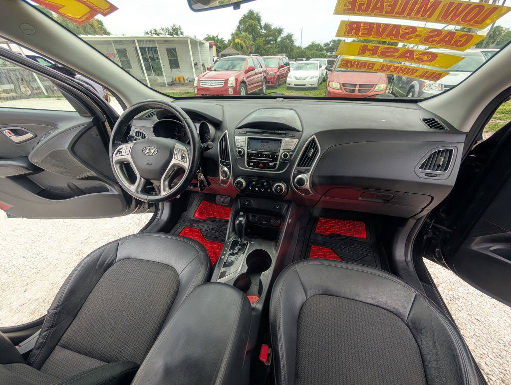 Used 2012 Hyundai Tucson GLS AWD/4WD image 14