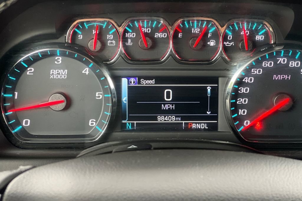 Used 2019 Chevrolet Tahoe LS w/ Enhanced Driver Alert Package AWD/4WD image 35