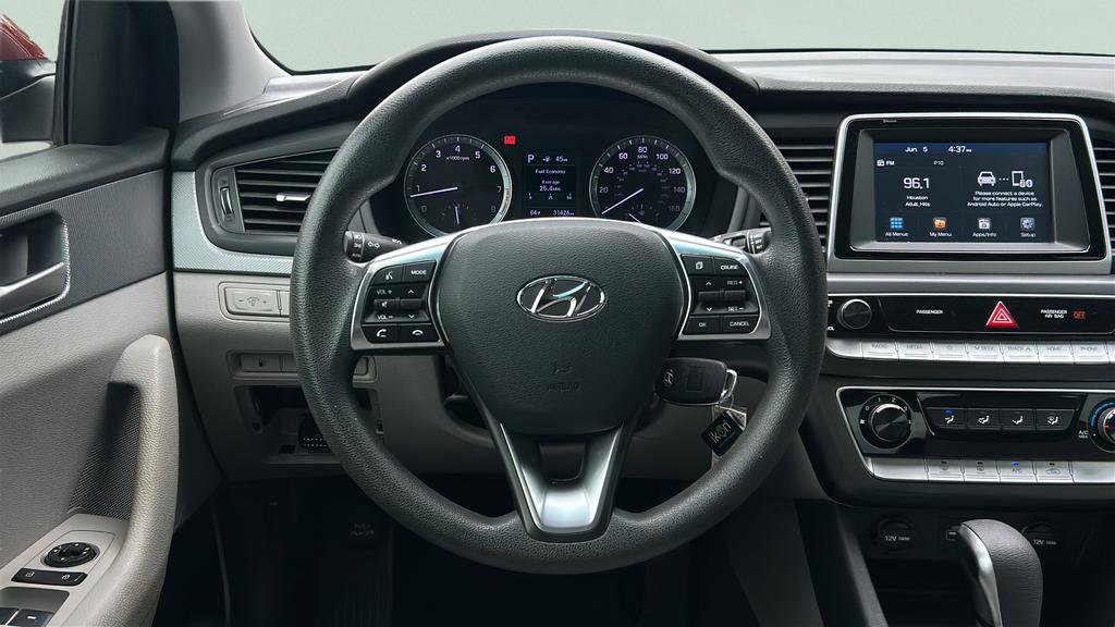 Used 2018 Hyundai Sonata SE FWD image 16