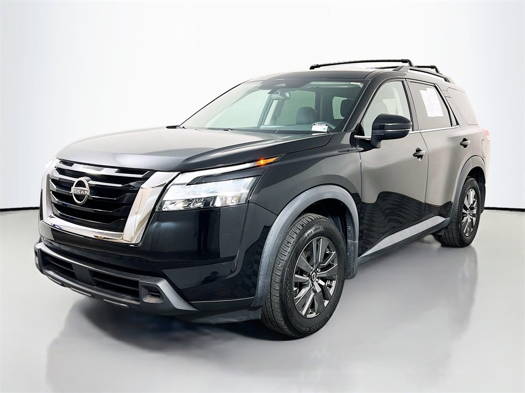 Used 2022 Nissan Pathfinder SV w/ SV Premium Package video 3