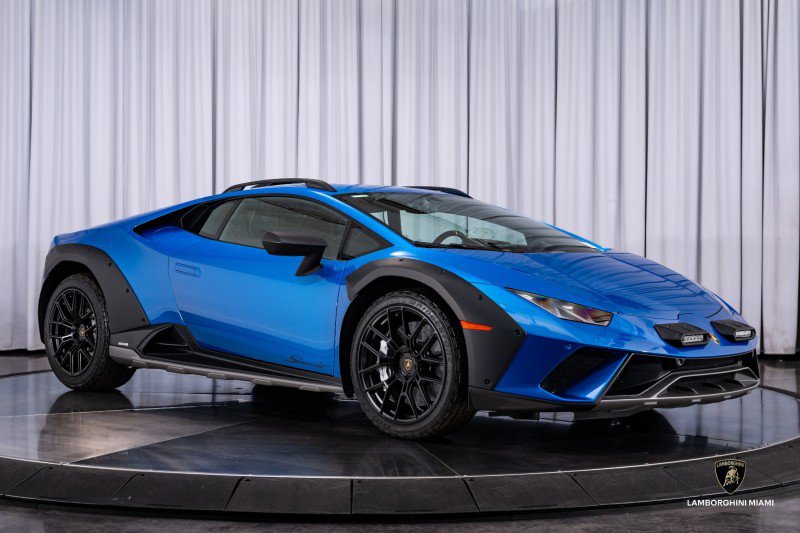 Used 2024 Lamborghini Huracan Sterrato image 29