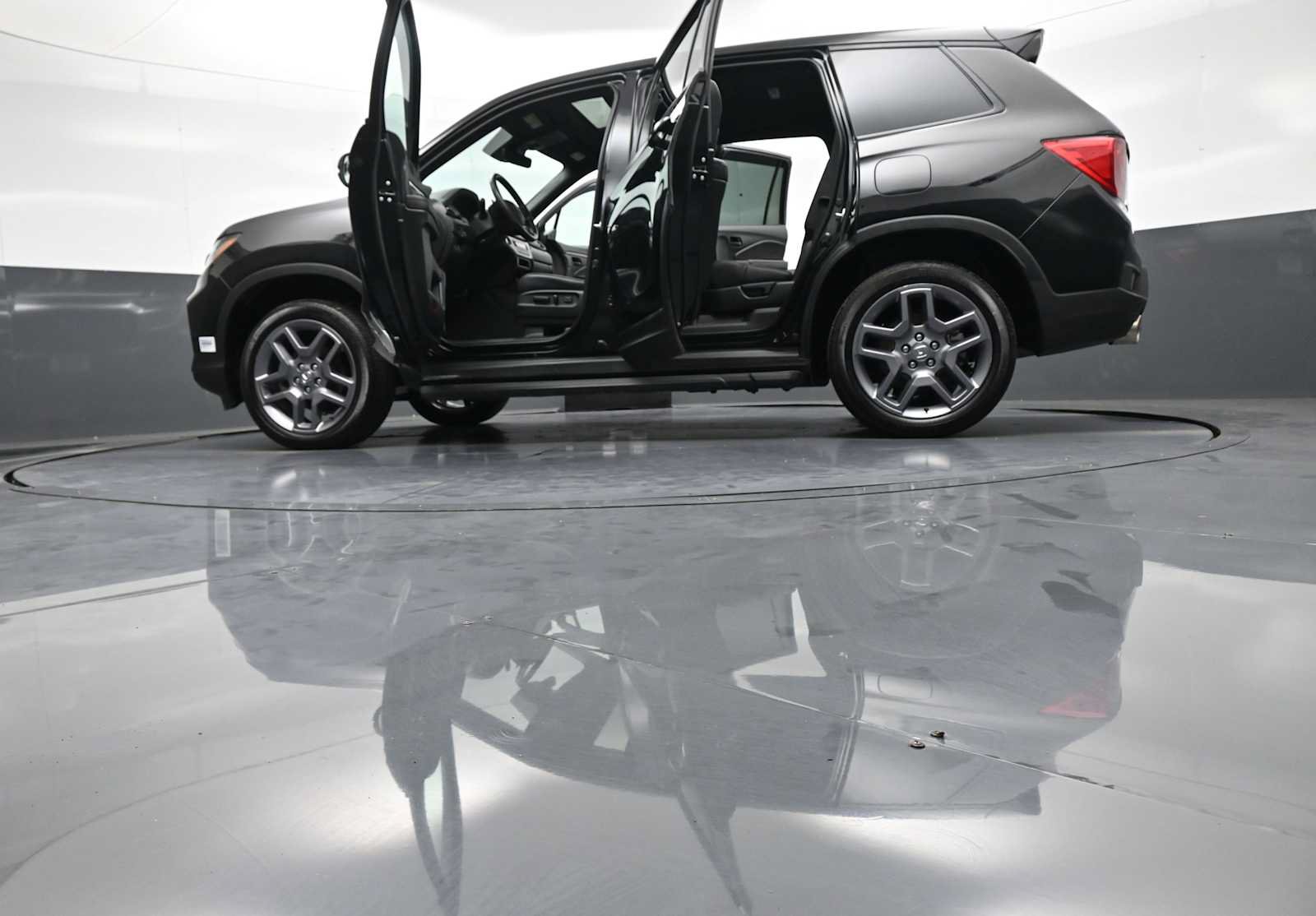 Certified 2023 Honda Passport EX-L image 50