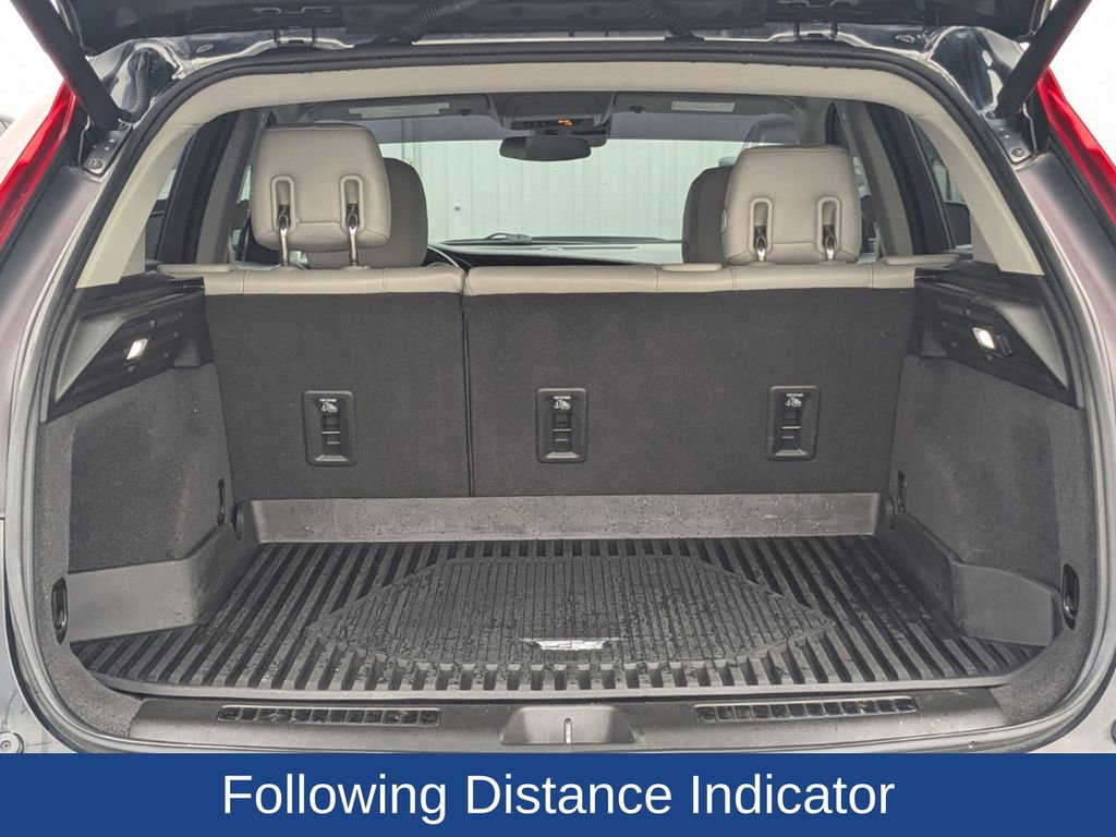 Used 2021 Cadillac XT4 Premium Luxury w/ Cold Weather Package image 14