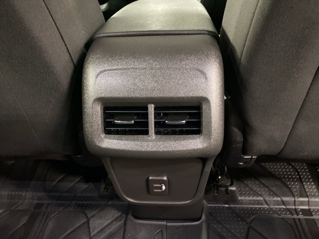 Used 2023 Chevrolet Equinox LT image 18