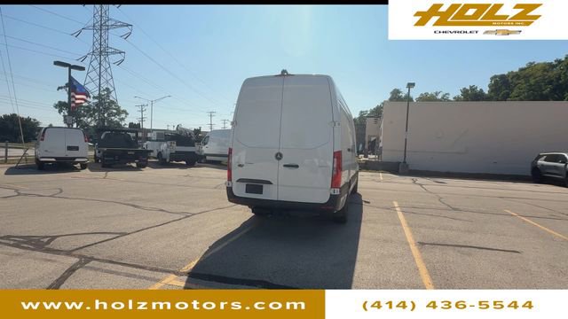 Used 2025 Mercedes-Benz Sprinter 2500 image 7