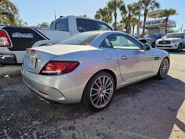 Used 2020 Mercedes-Benz SLC 300 image 3