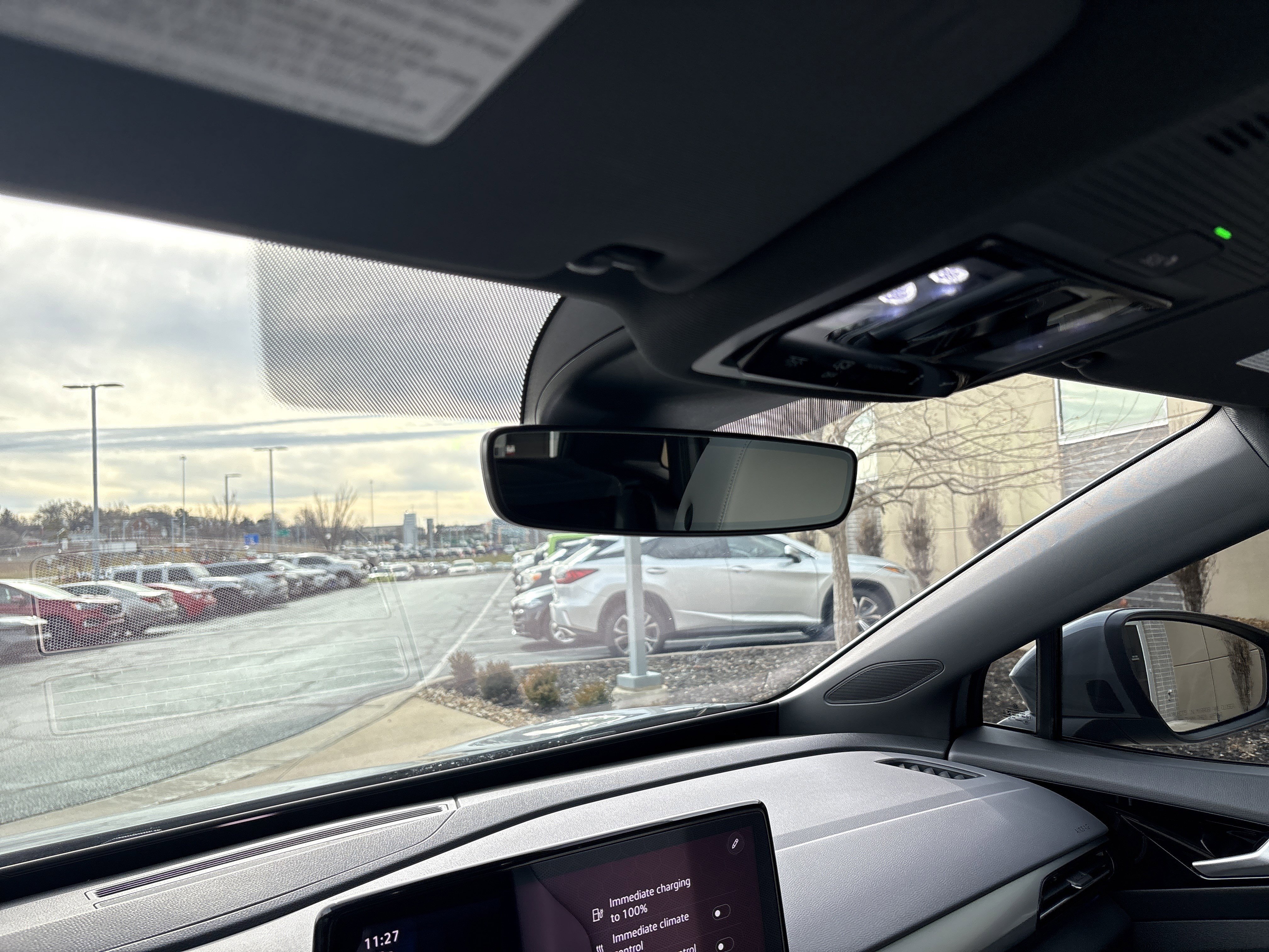 Used 2022 Volkswagen ID.4 Pro S image 27