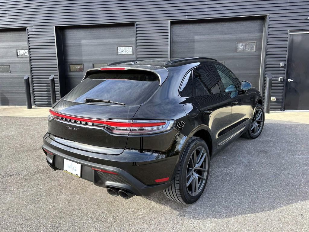 Used 2025 Porsche Macan Turbo image 10