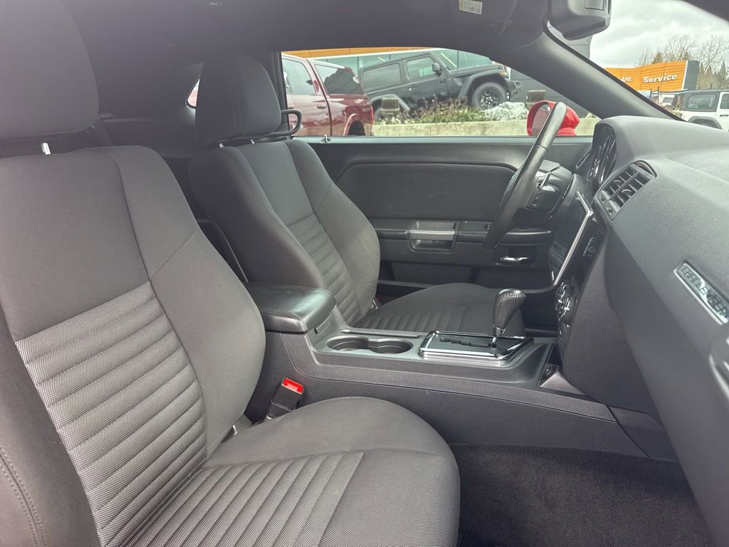 Used 2014 Dodge Challenger R/T image 26