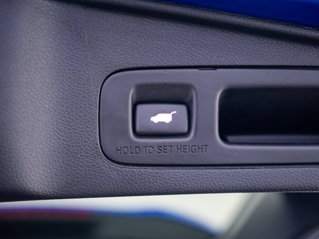 Used 2020 Honda CR-V Touring image 31