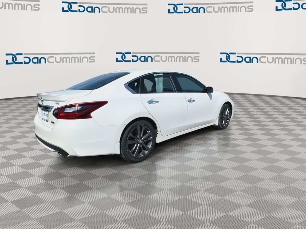 Used 2018 Nissan Altima 2.5 SR w/ SR Special Edition image 9