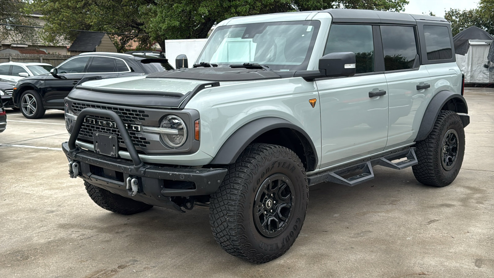 Used 2022 Ford Bronco Badlands image 3