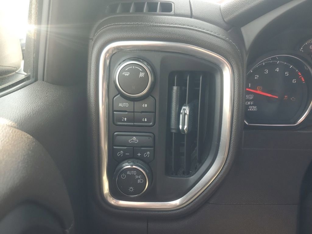 Used 2019 Chevrolet Silverado 1500 LT w/ All-Star Edition image 26