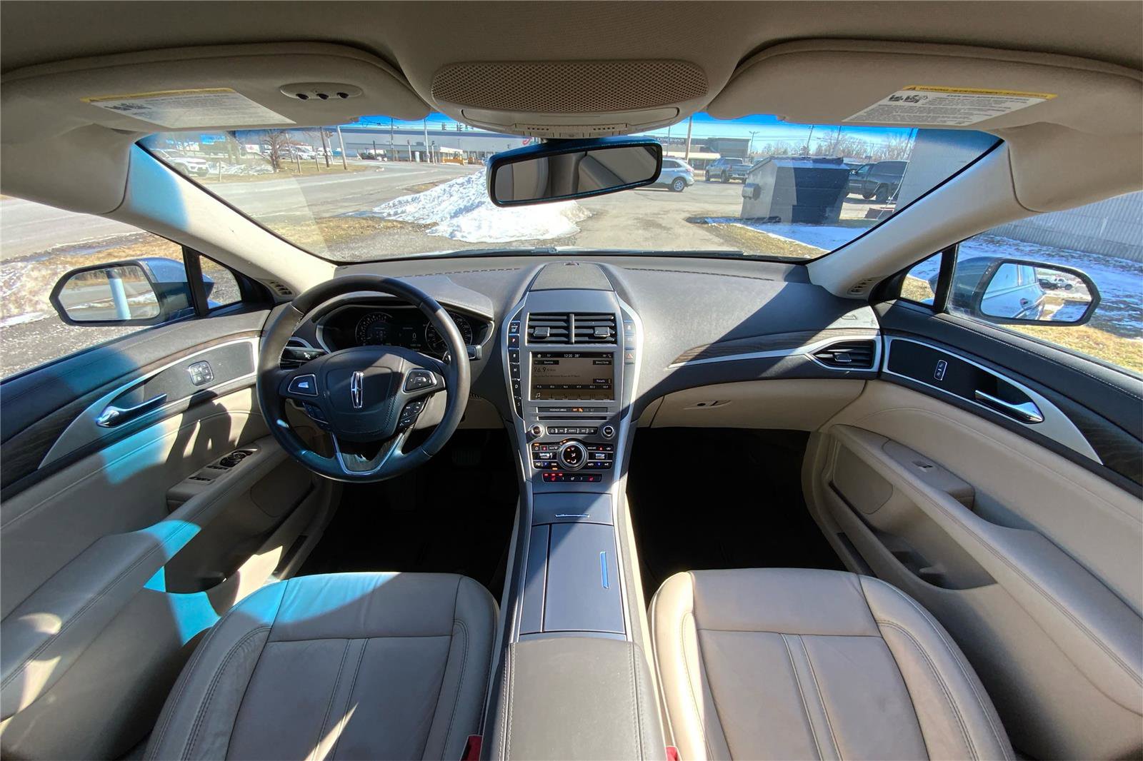 Used 2018 Lincoln MKZ Select w/ Select Plus Package AWD/4WD image 32