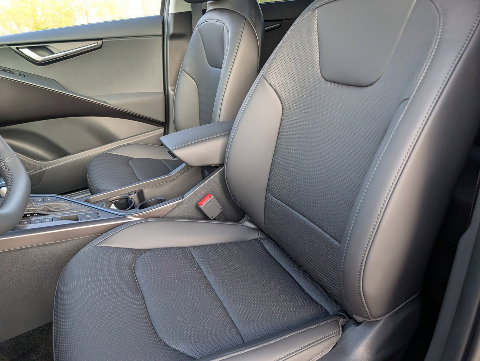 New 2027 Kia Niro FWD image 24