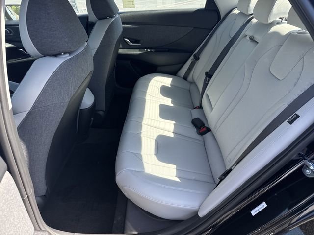 New 2026 Hyundai Elantra Limited FWD image 20