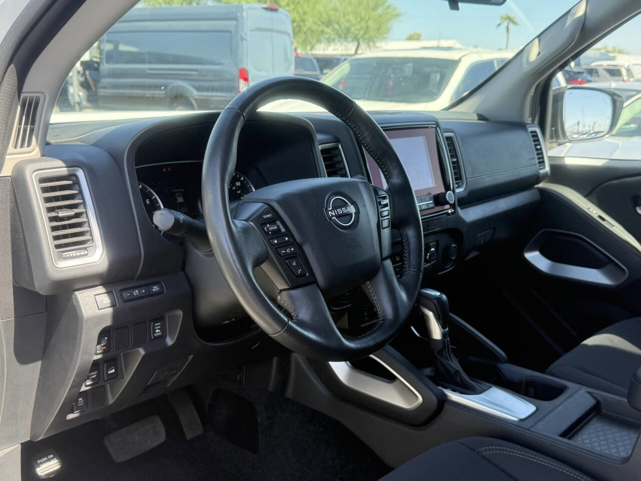 Used 2024 Nissan Frontier SV w/ SV Convenience Package image 22
