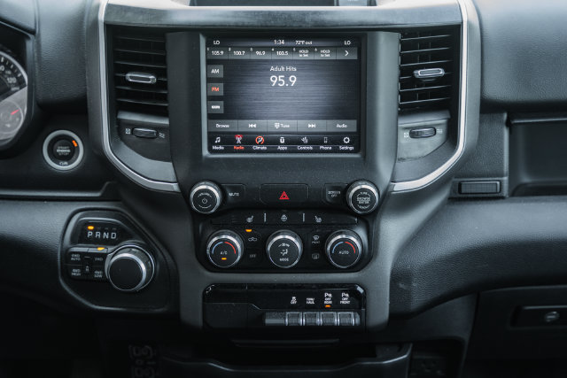 Used 2021 RAM 1500 Big Horn AWD/4WD image 35