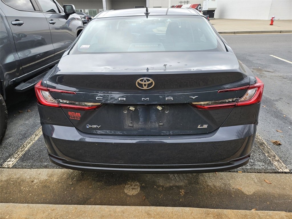 Used 2025 Toyota Camry LE image 8