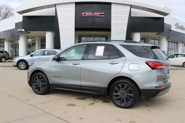 Used 2023 Chevrolet Equinox RS w/ RS Leather Package image 29