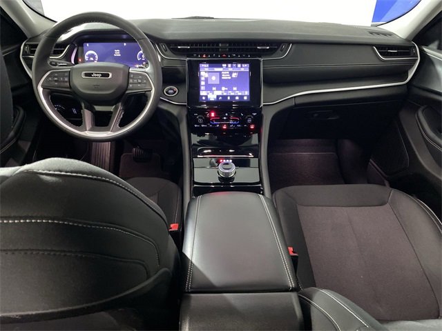 Used 2023 Jeep Grand Cherokee Laredo w/ Luxury Tech Group I image 24