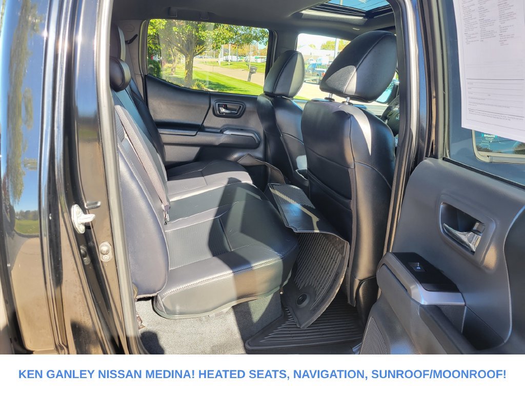 Used 2023 Toyota Tacoma Limited AWD/4WD image 45
