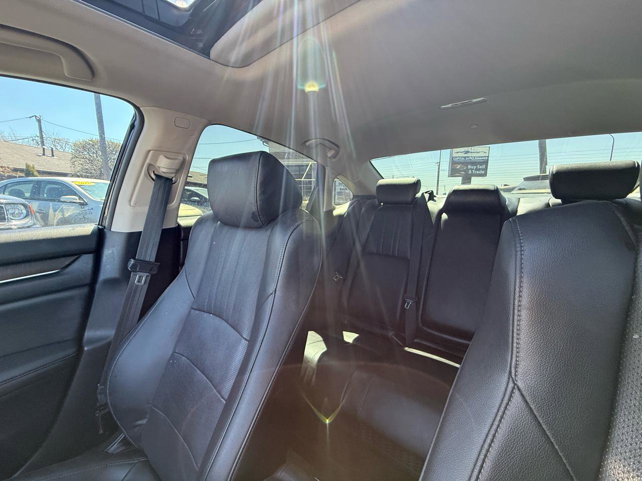 Used 2021 Honda Accord Touring image 10